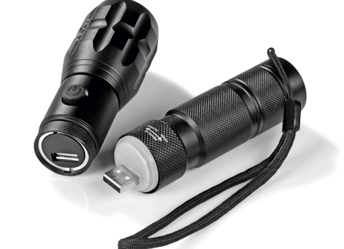 Hot MAXXMEE Akkubetriebene Taschenlampe SCHWARZ