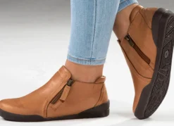 Hot BADER Andrea Conti, sportliche Damen-Boots, mit herausnehmbarem Fußbett COGNAC