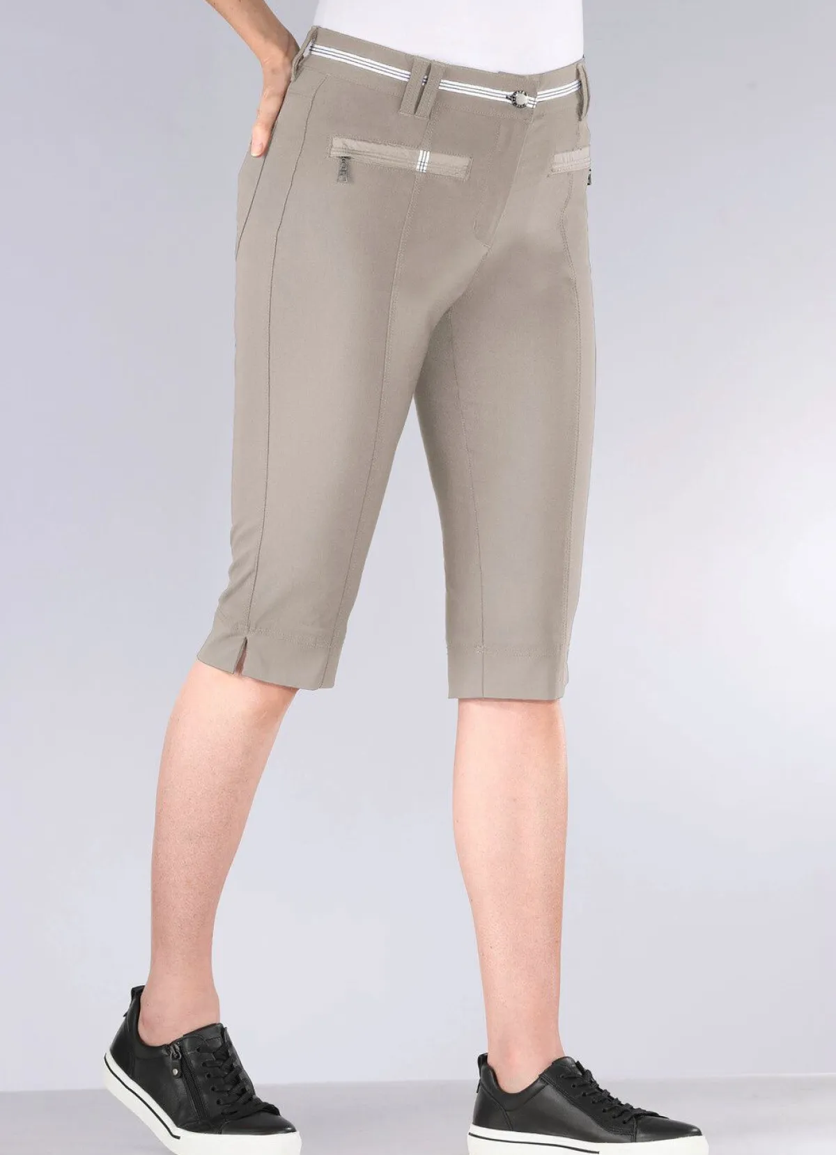 Sale BADER Aufwendig gearbeitete Bermudas SAND