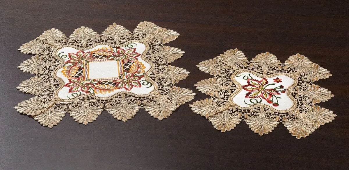 BADER Aufwendig gearbeitete Accessoires mit reichem Blatt- und Rankendeko ECRU