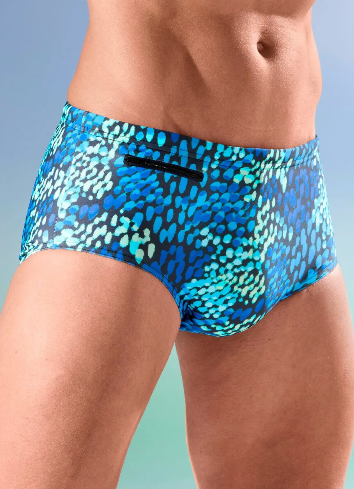 Best BADER Badehose in höherer Slipform BLAU-SCHWARZ-BUNT