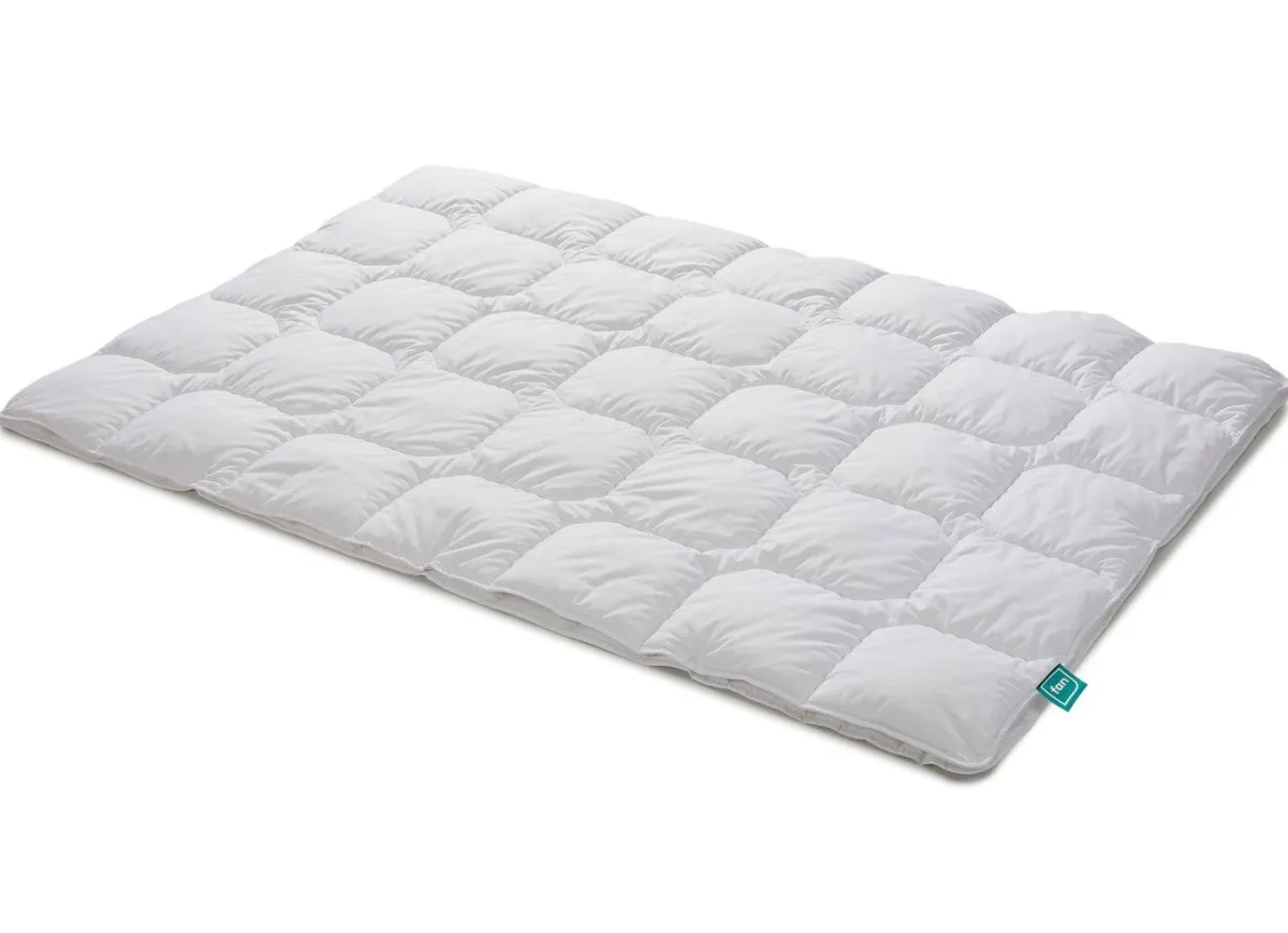 Outlet fan Bettwarenprogramm von aus reinen Naturmaterialien WEISS