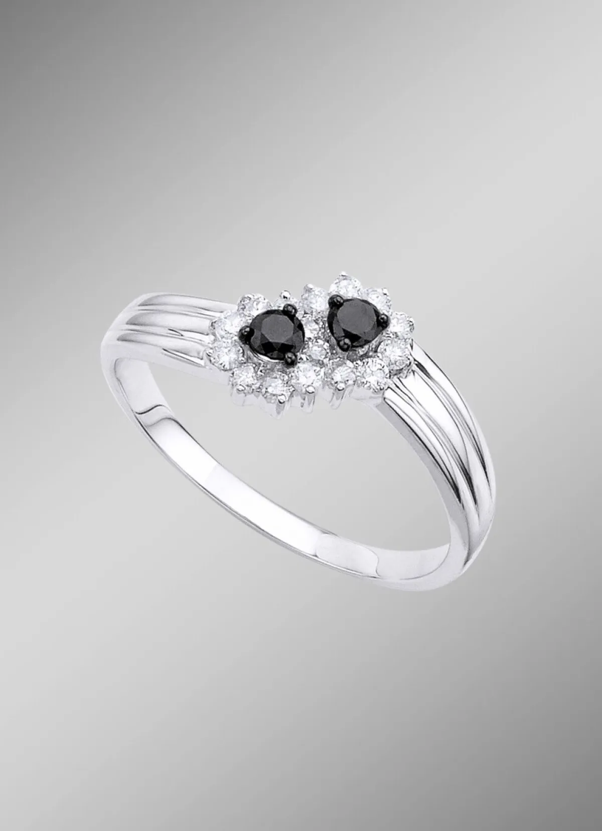 Sale BADER Bildschöner Damenring mit 16 Diamanten
