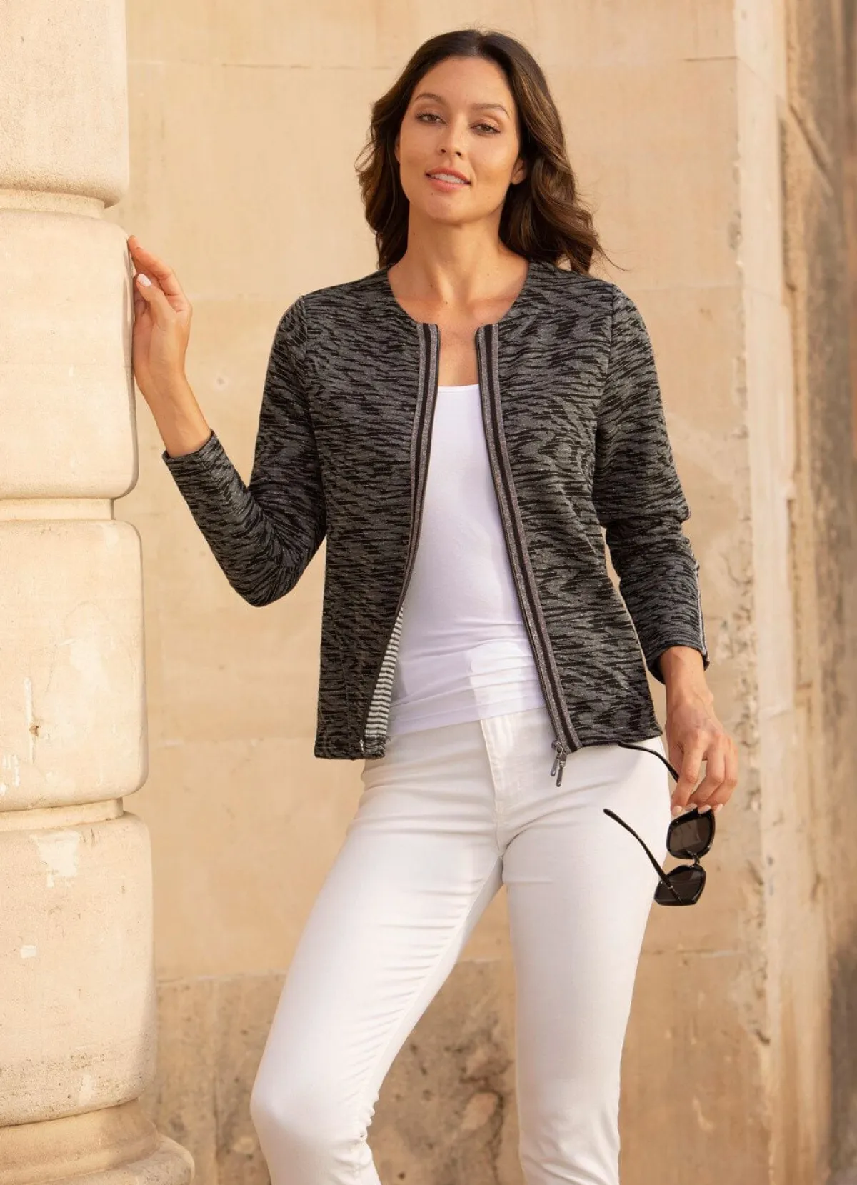 Hot BADER Blusenjacke mit Glanz-Besatz GRAU-SCHWARZ-SILBER