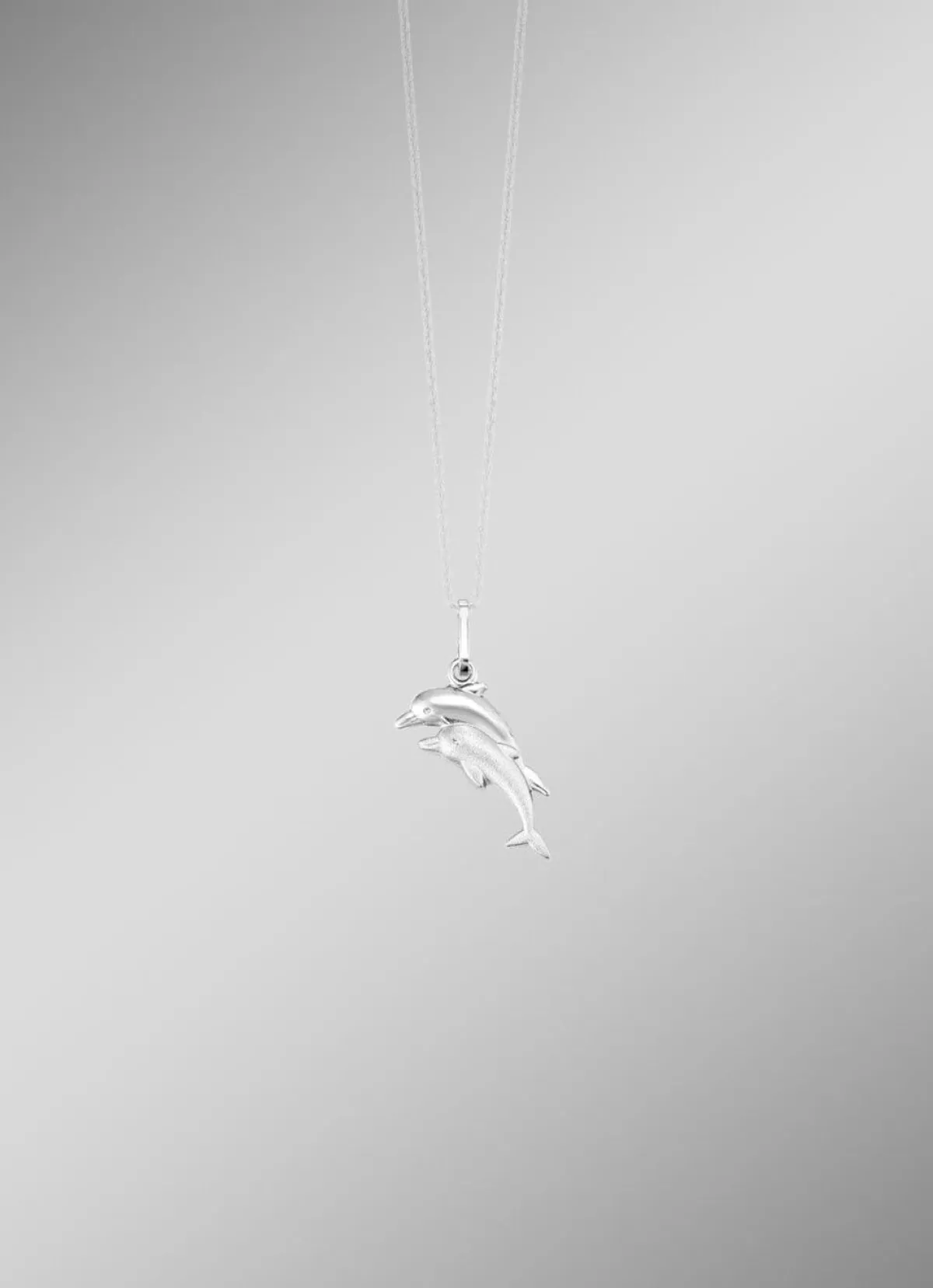 New BADER Delfin-Anhänger in Silber