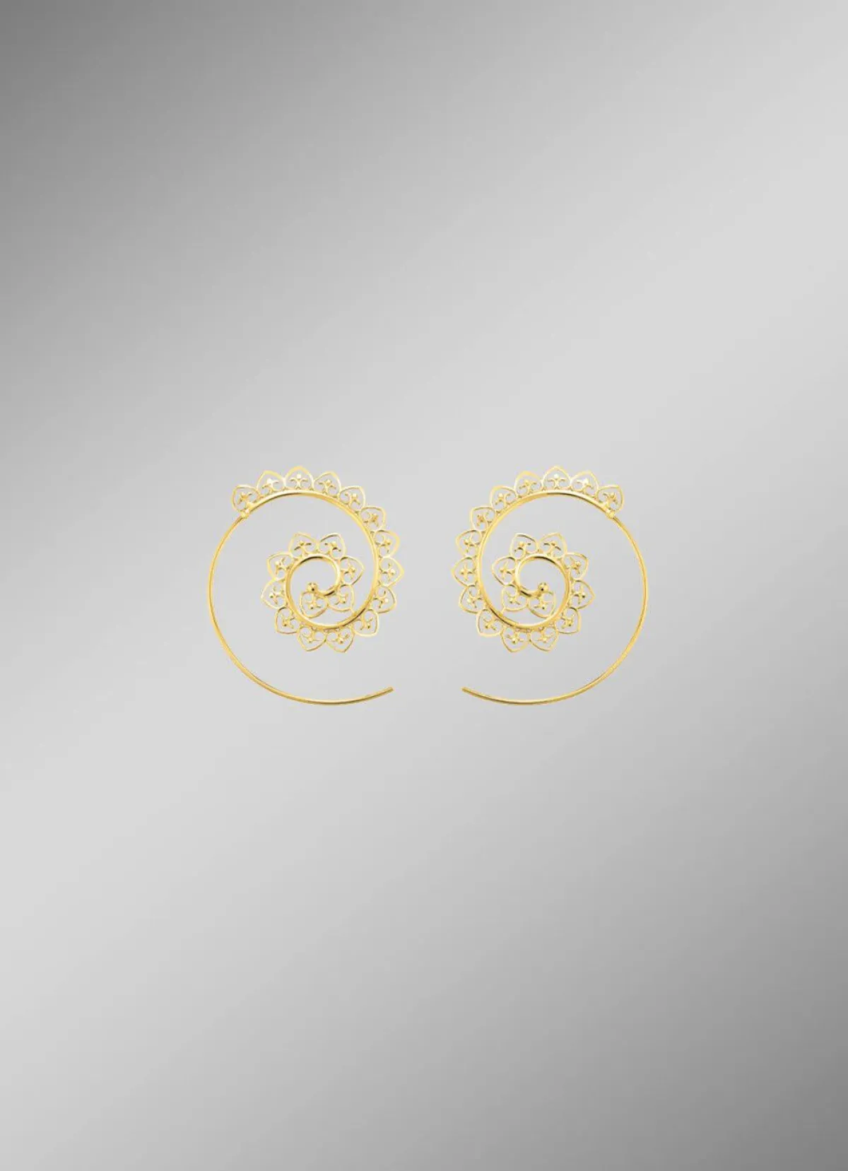 New BADER Filigrane Ohrringe aus Gold