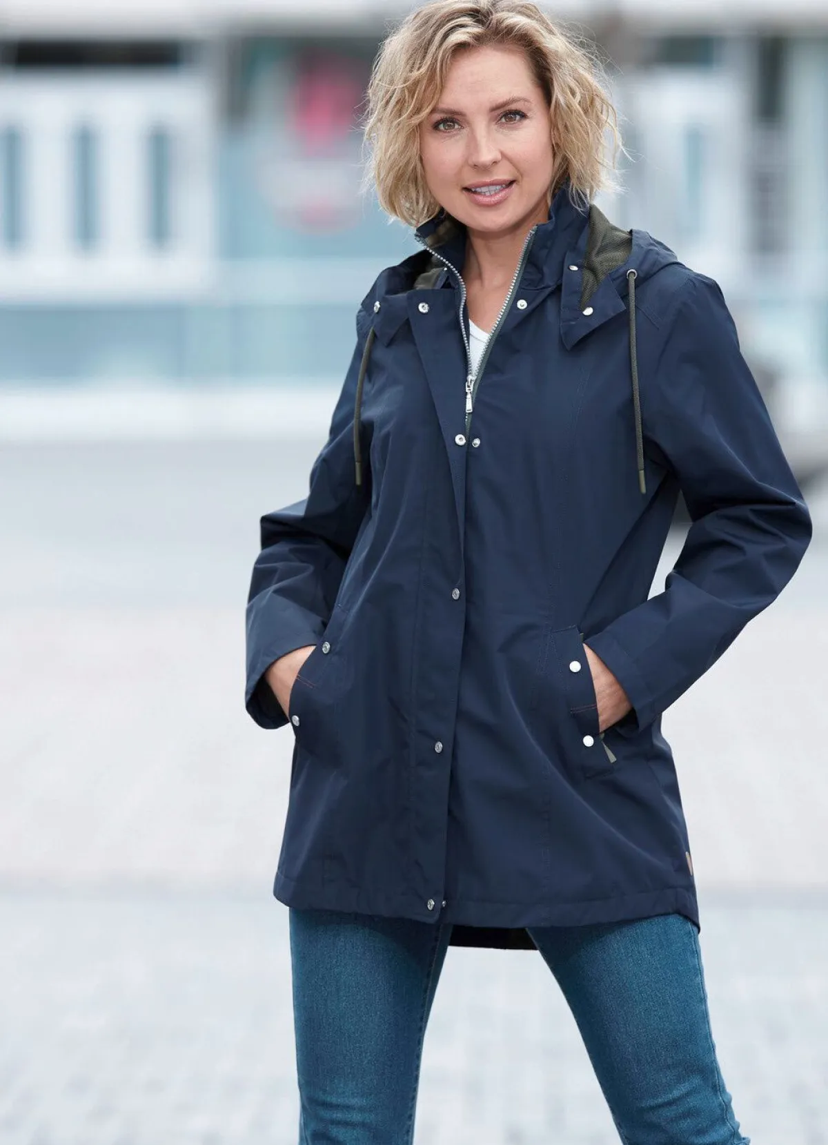 Sale BADER Funktionsjacke mit kleinem Regenschild an der abnehmbaren Kapuze NAVY