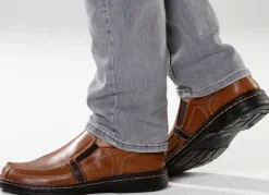 Hot GINO GALANTE , klassische Herren-Slipper, mit herausnehmbarem Fußbett COGNAC