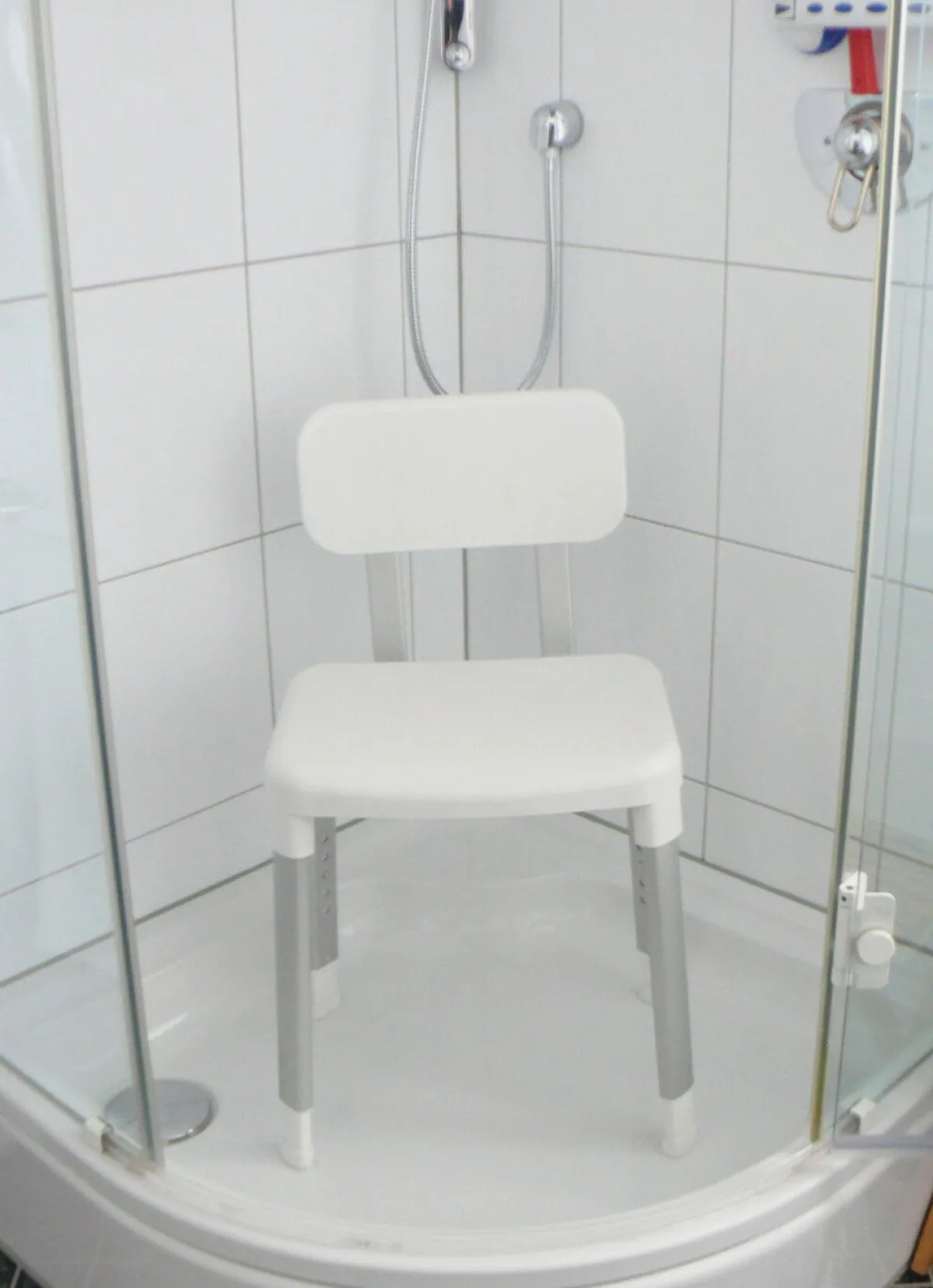 Best BADER Höhenverstellbarer Dusch-und Badestuhl WEISS