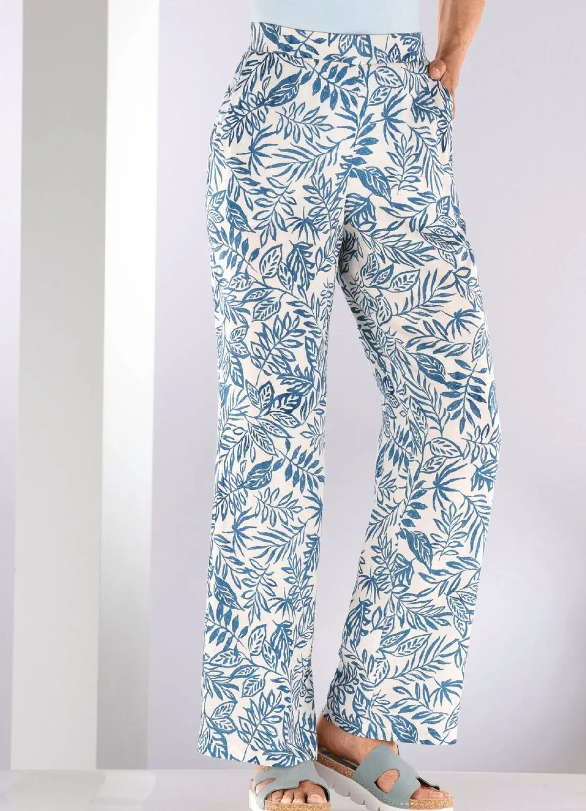 Hot BADER Hose in modischer Weite ECRU-BLAU