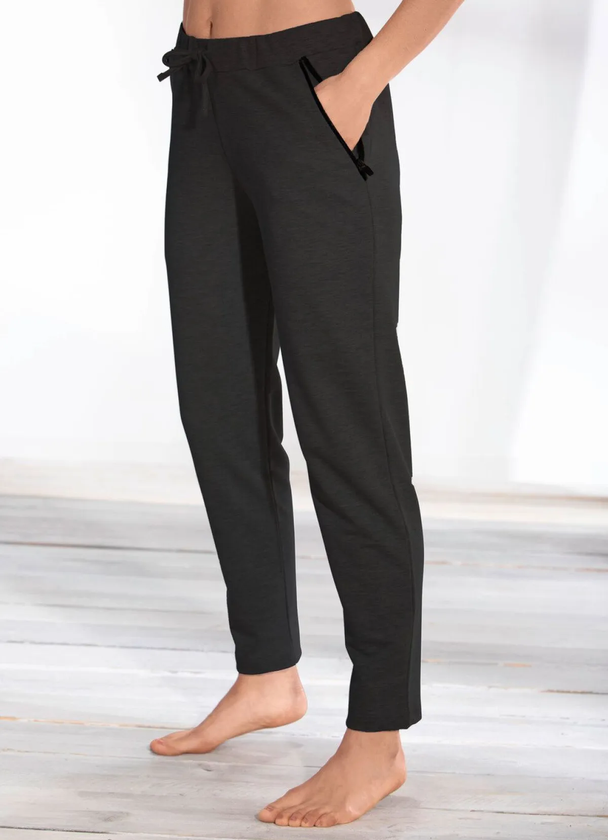 Hot BADER Hose mit bequemem Dehnbund SCHWARZ