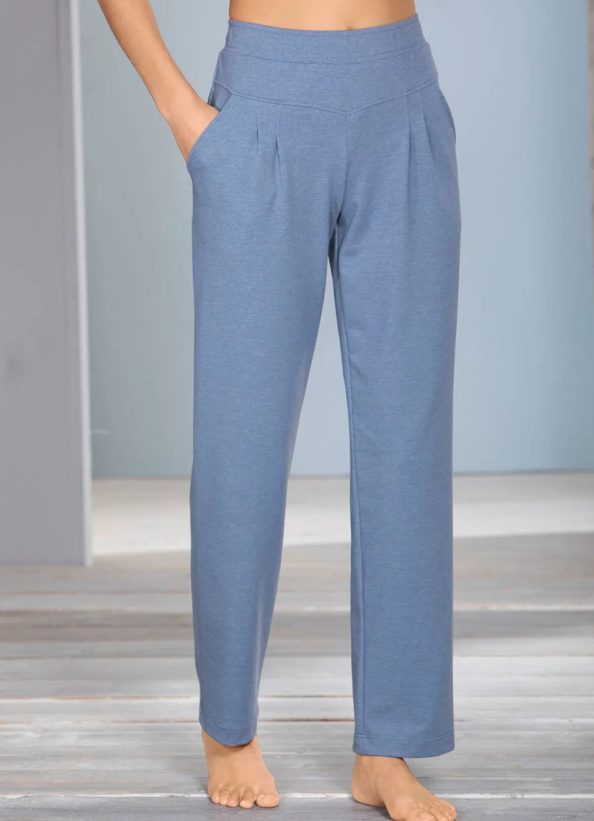 Discount ATHLET SPORT Hose mit breitem Dehnbund RAUCHBLAU