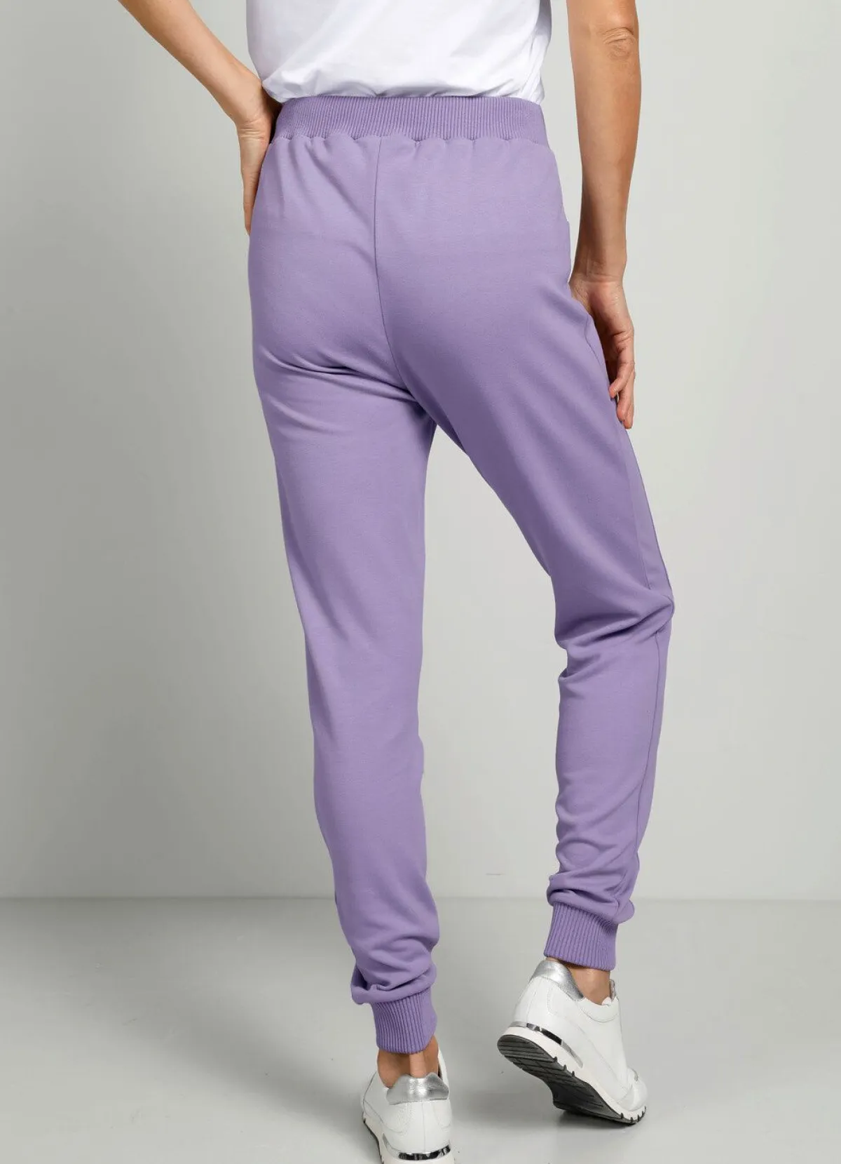 Hot BADER Hose im Joggpant-Style LILA-WEISS