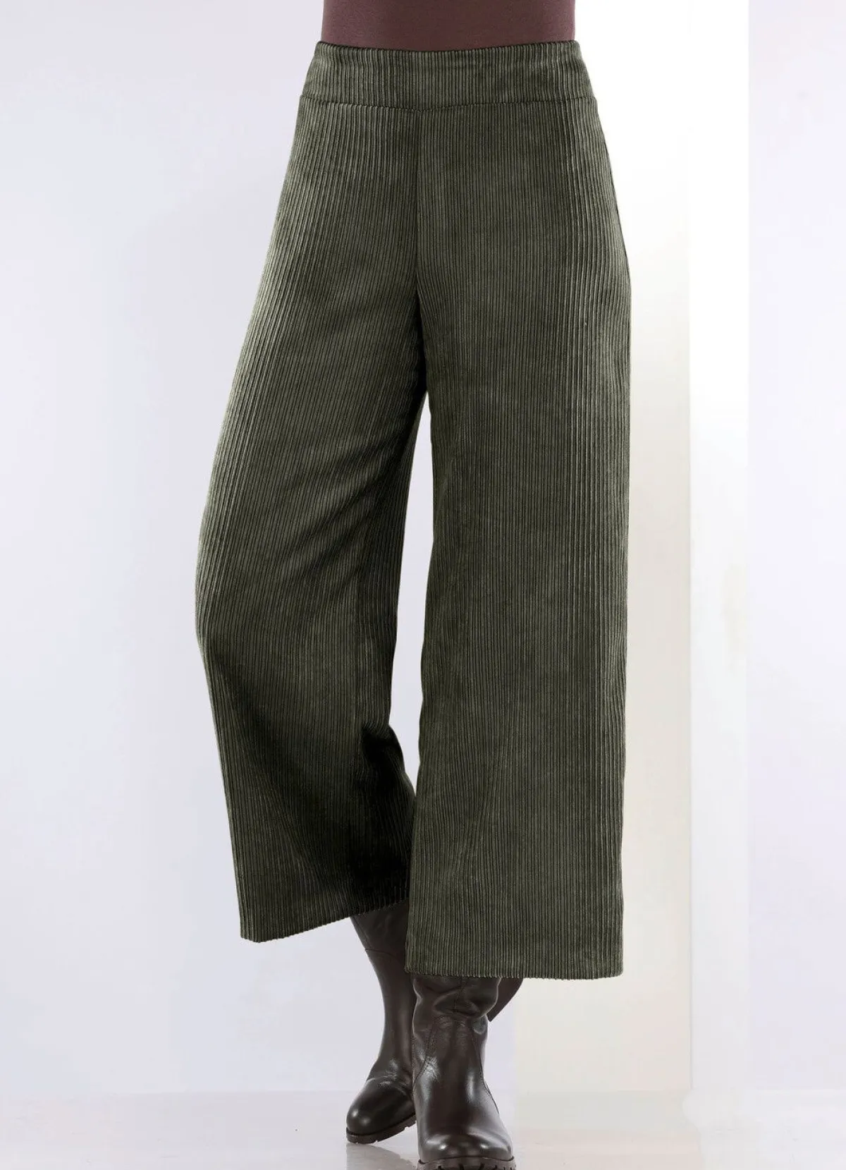 New KLAUS MODELLE MADE IN GERMANY Hose in modisch verkürzter Länge OLIV