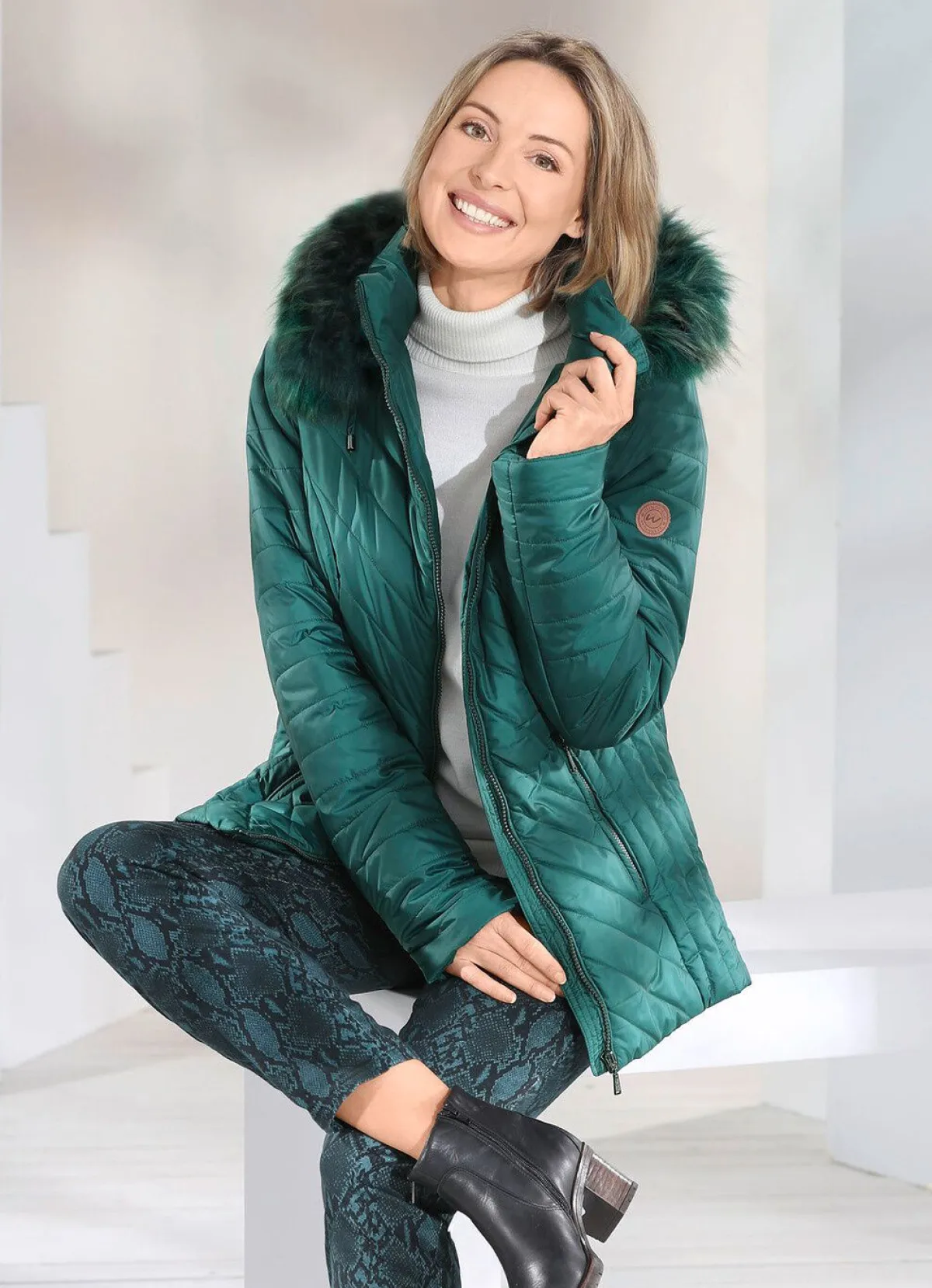 BADER Jacke mit abnehmbarer Kapuze GRÜN