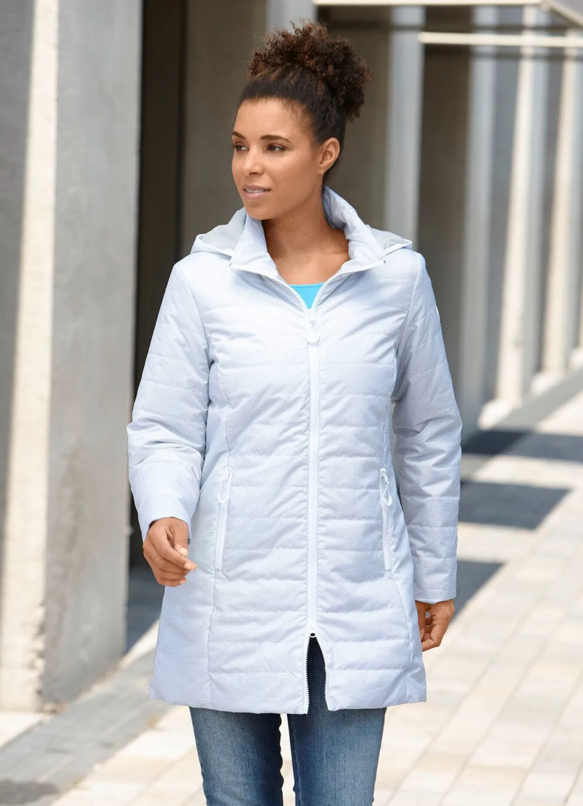 Hot BADER Jacke mit apartem Minimaldessin SILBERGRAU-WEISS