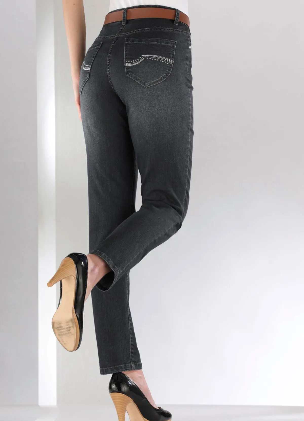 Clearance BADER Jeans mit schönen Stickereien und funkelnden Strassteinen GRAFIT