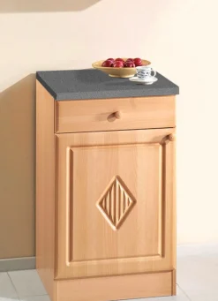 New BADER Küchenprogramm mit profilierter Front BUCHE