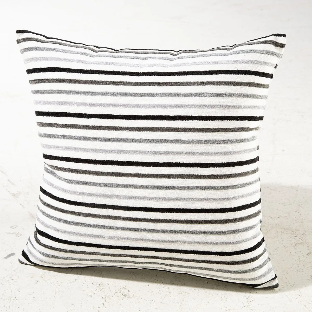 Clearance BADER Kissenbezug im Streifen-Design DUNKELGRAU