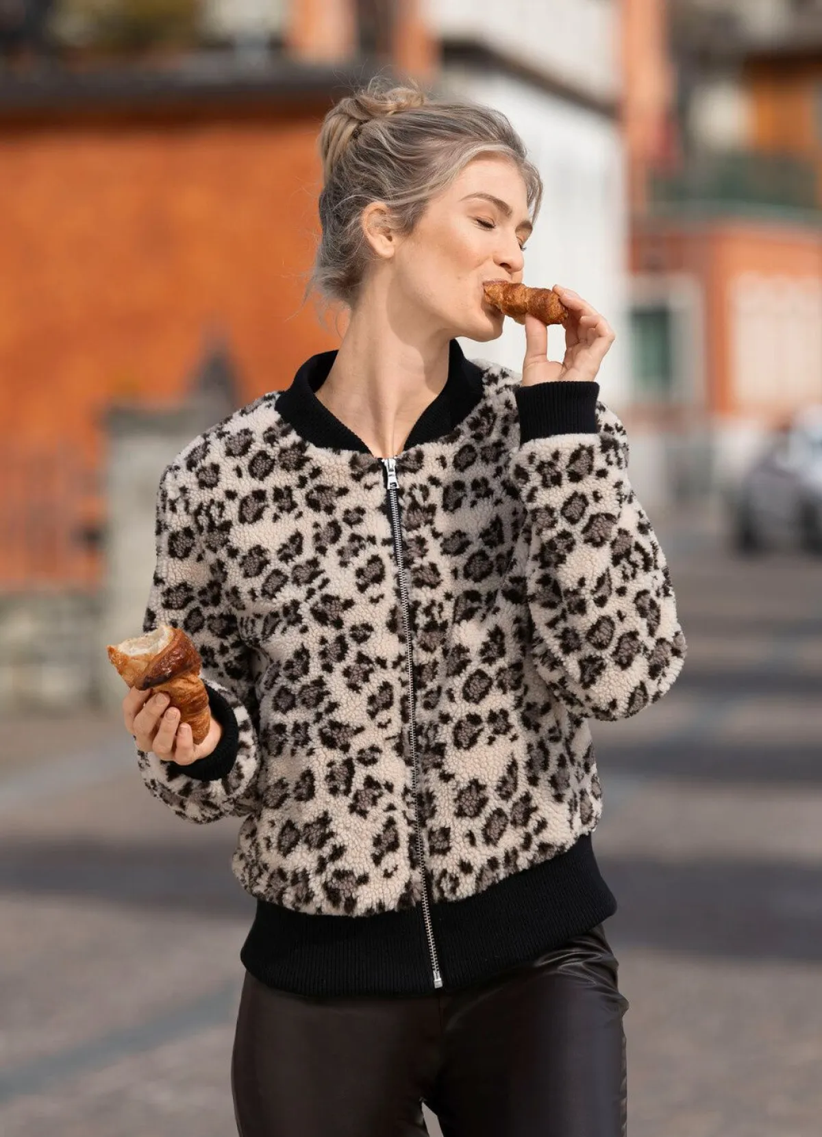 Hot BADER Kurzjacke aus Teddyplüsch BEIGE-BRAUN