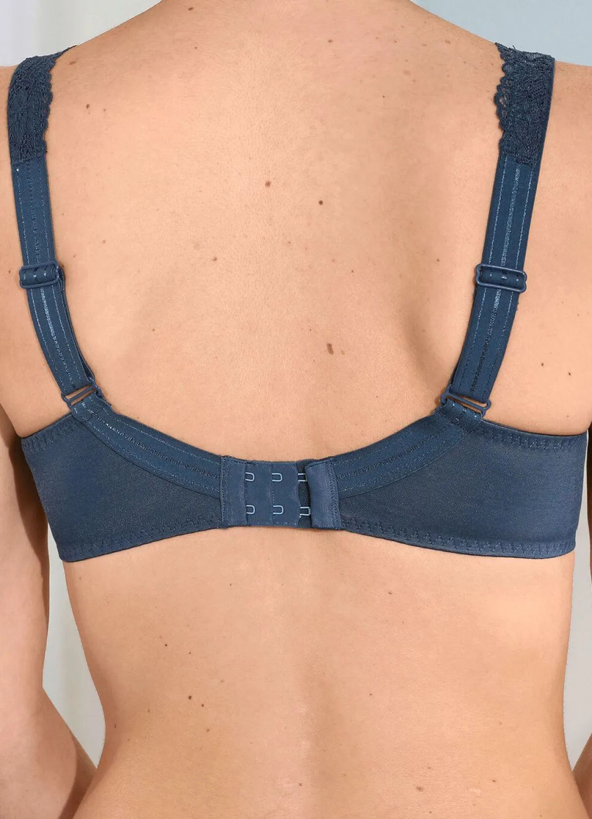 Outlet BADER LingaDore Bügel-BH mit elastischer Spitze INDIGOBLAU