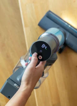 Best LIVINGTON „Sense IQ“ – Akkuhandstaubsauger GRAU-SCHWARZ