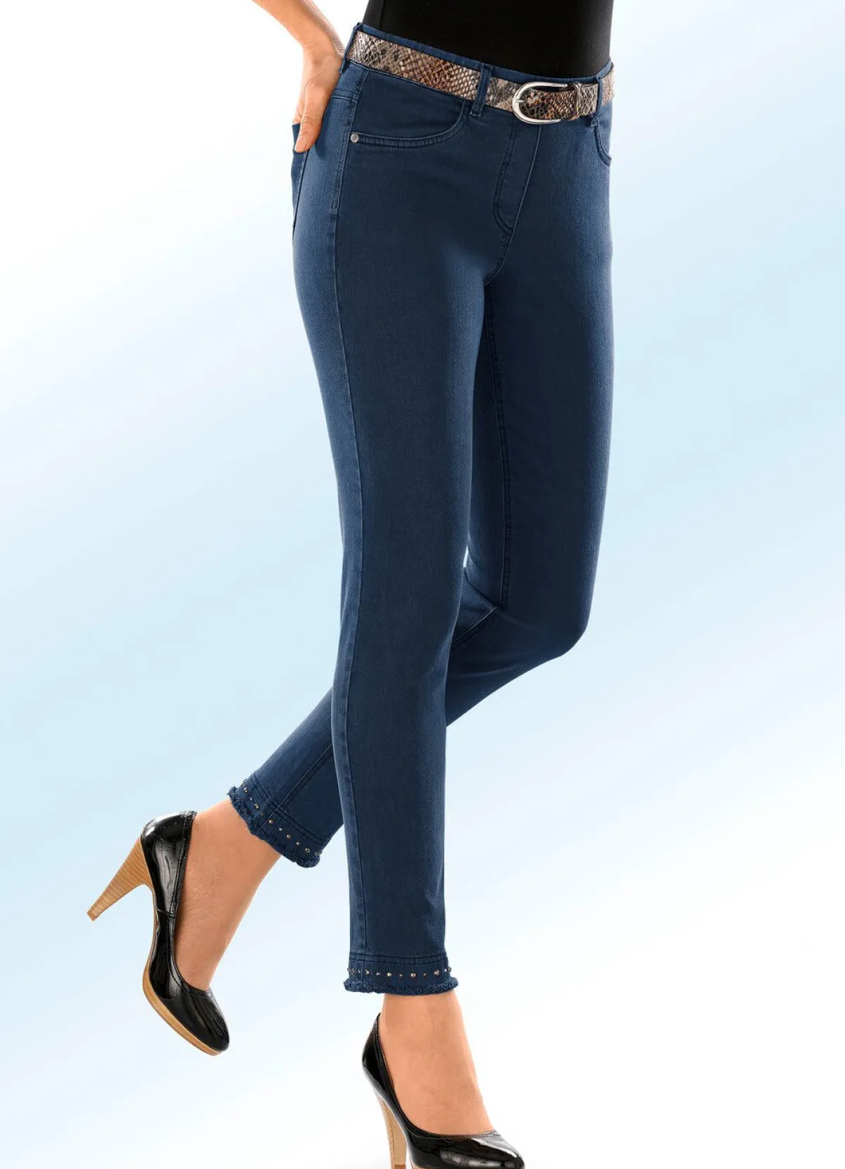 Best BADER Magic-Jeans mit toller Nietenzier sowie angesagtem Fransensaum DUNKELBLAU