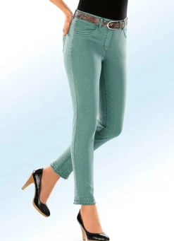 BADER Magic-Jeans mit toller Nietenzier sowie angesagtem Fransensaum JADEGRÜN