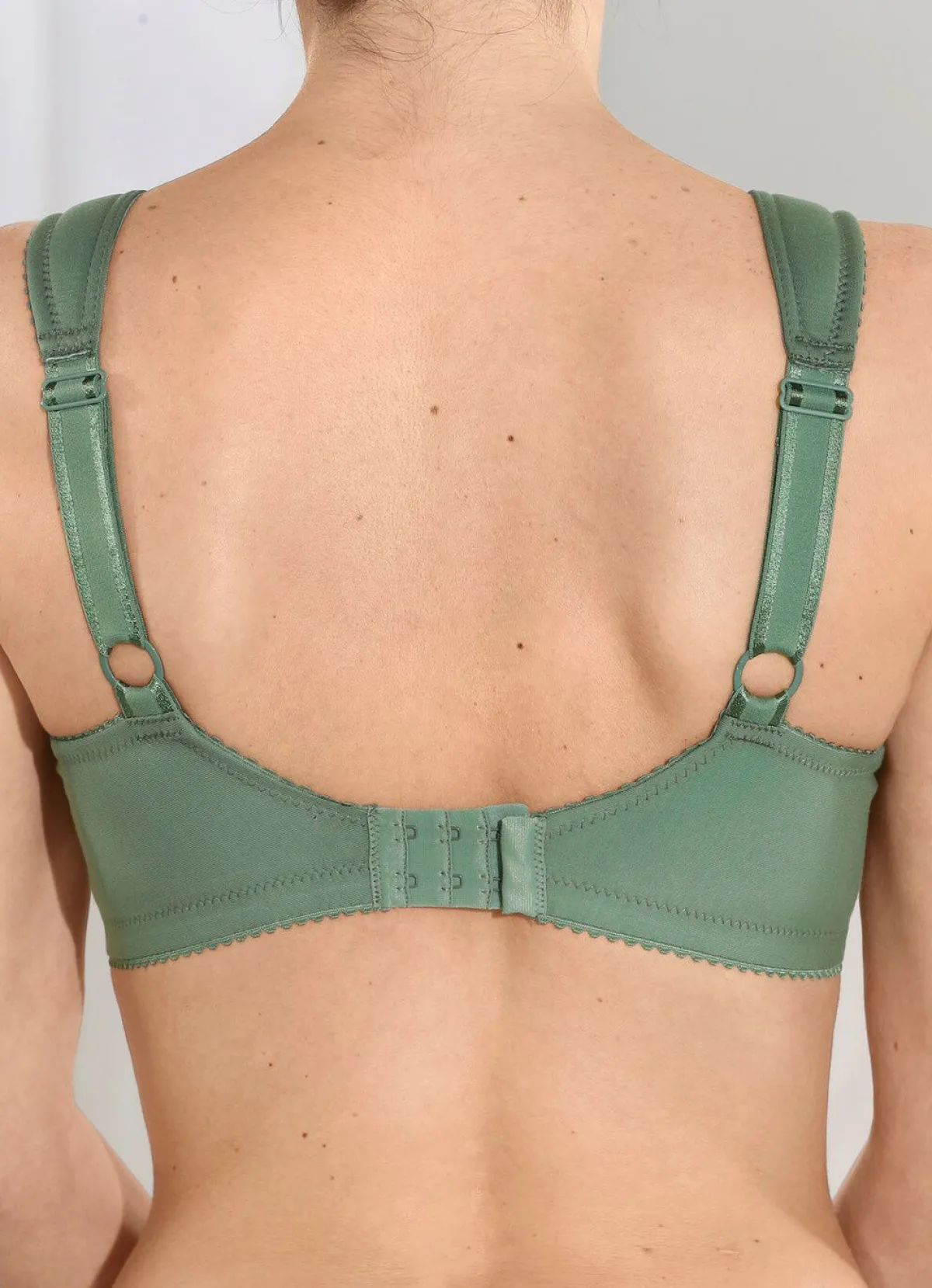 Discount BADER Miss Mary BH mit Elastikspitzeneinsätzen GRÜN