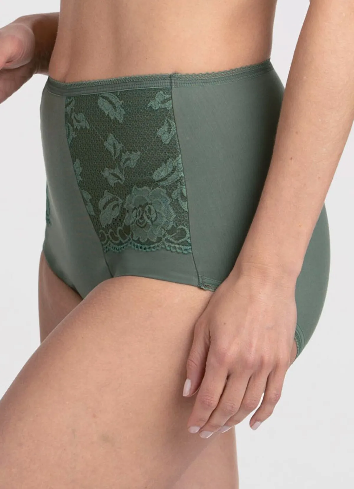 Outlet BADER Miss Mary Miederhose mit Elastikspitze GRÜN
