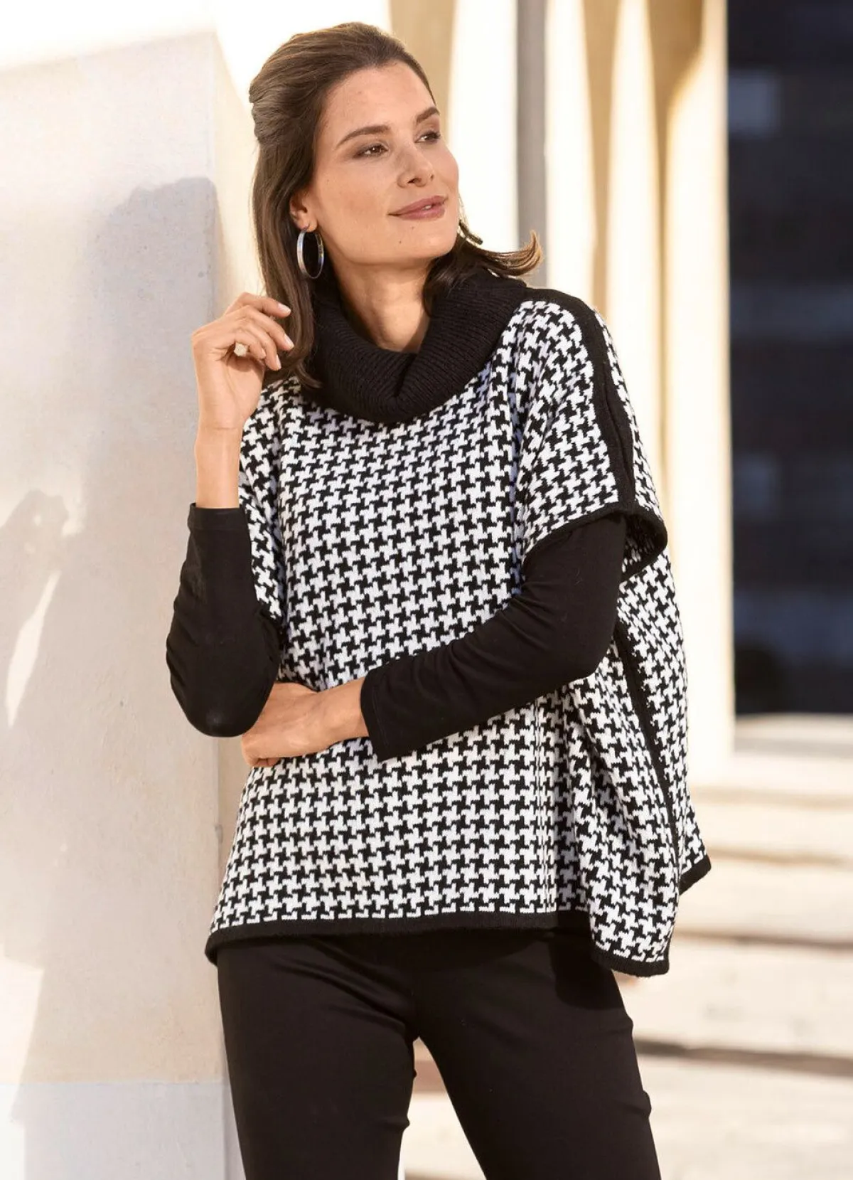 Hot BADER Poncho-Pulli mit weichem Griff SCHWARZ-WEISS