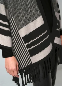 BADER Poncho-Strickjacke in Jacquard-Dessin SAND MELIERT-SCHWARZ