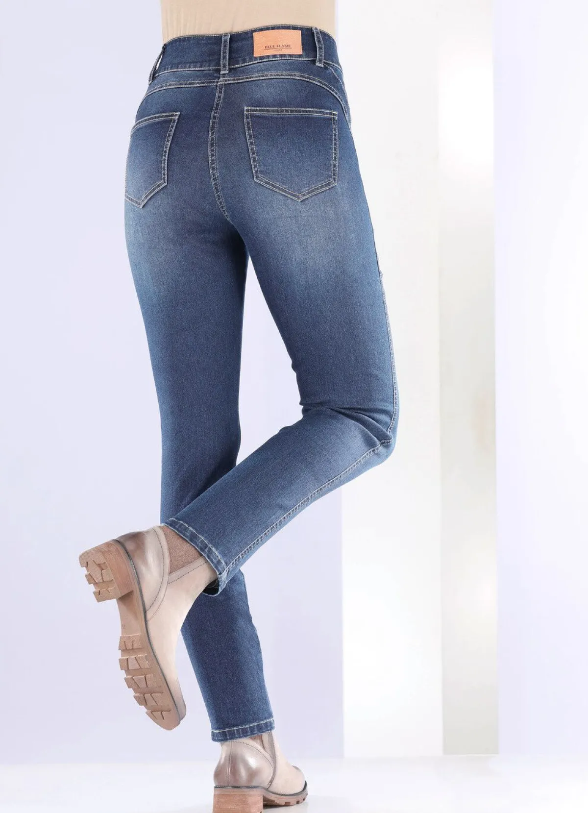 Hot BADER Shaping-Jeans in 4-Pocket-Form JEANSBLAU