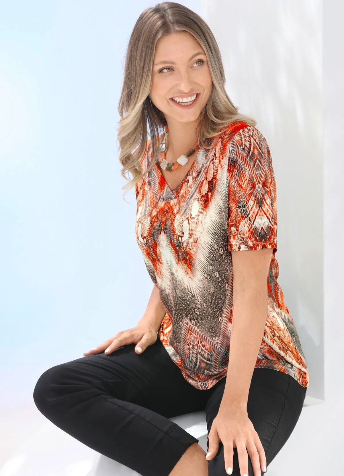 New BADER Shirt mit V-Ausschnitt ORANGE-ECRU-BUNT