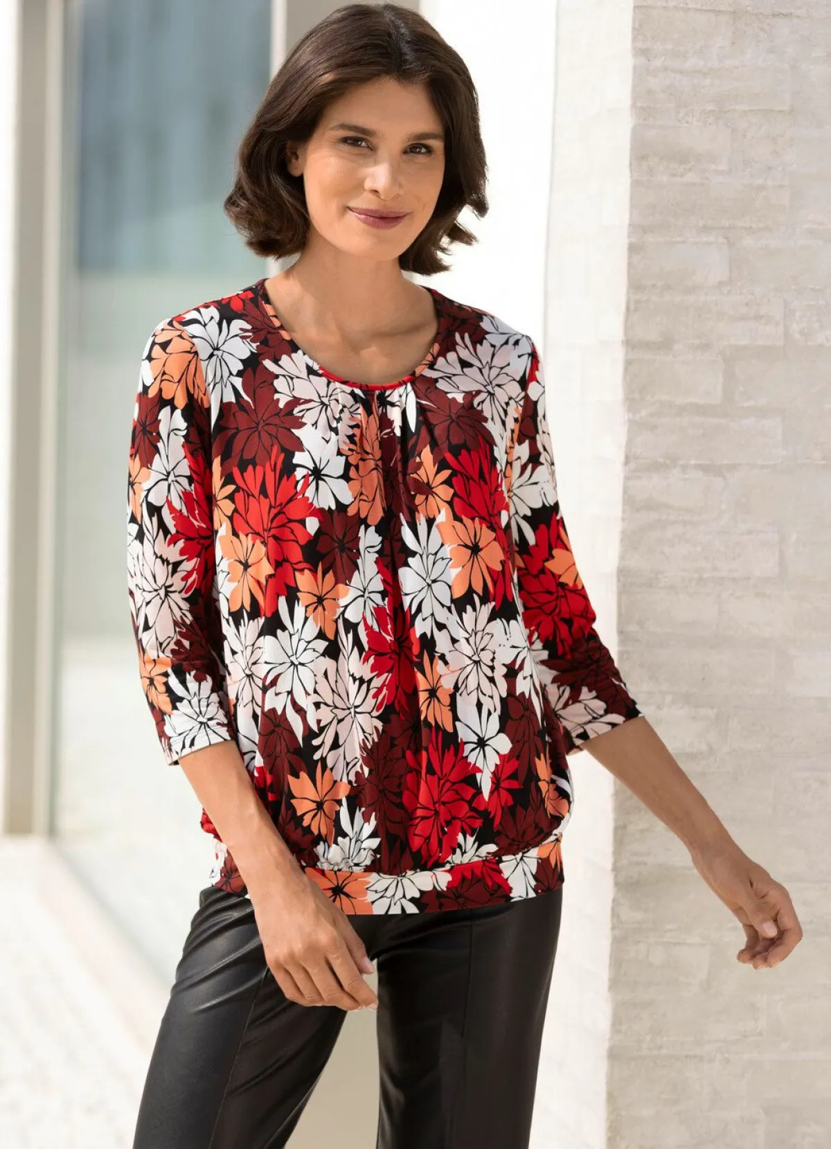 Outlet BADER Shirt mit schöner Fältelung in 2 Farben ROT-SCHWARZ-APRICOT