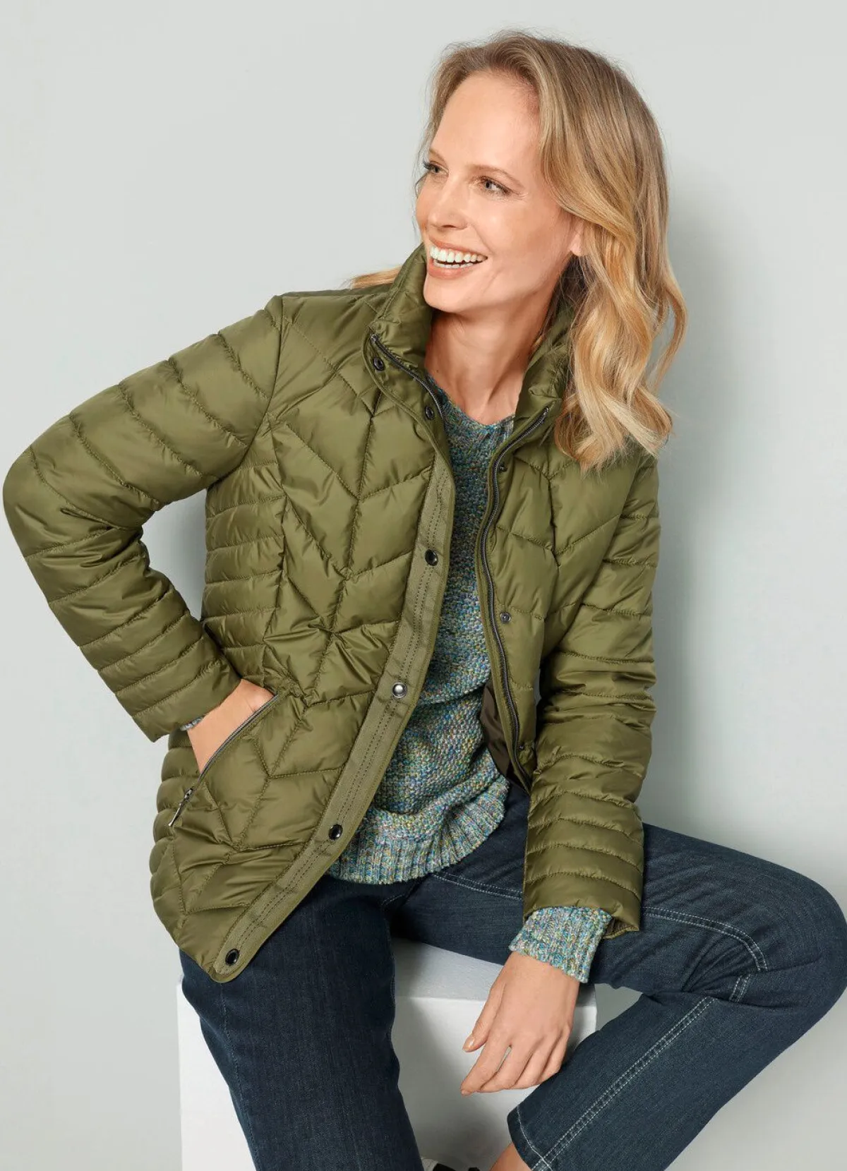 Sale BADER Steppjacke mit Reißverschluss unter der Druckerleiste GRÜN
