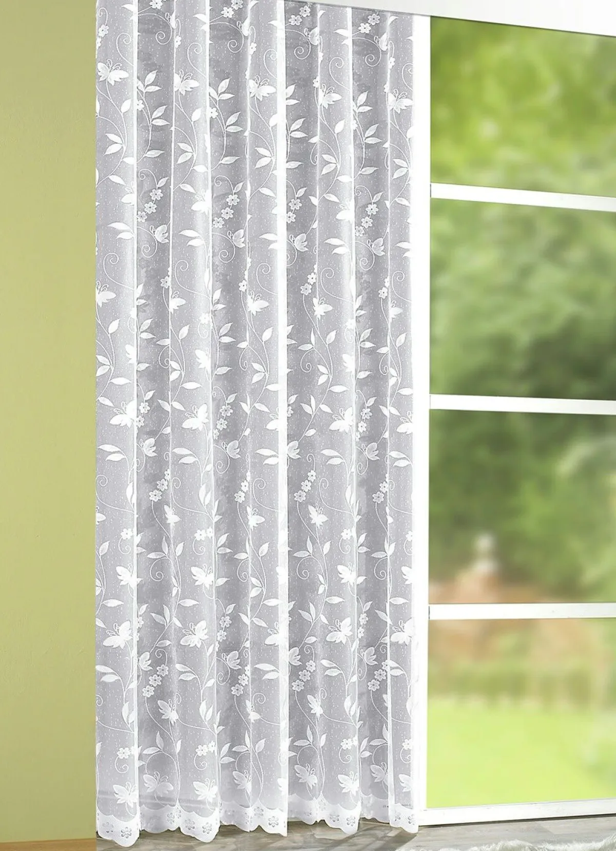Hot BADER Store mit Blumengirlande WEISS