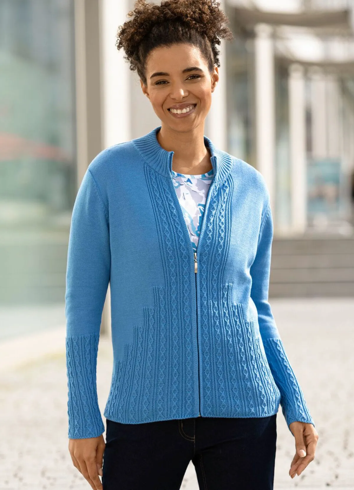 Best BADER Strickjacke mit Zopfmuster AZURBLAU