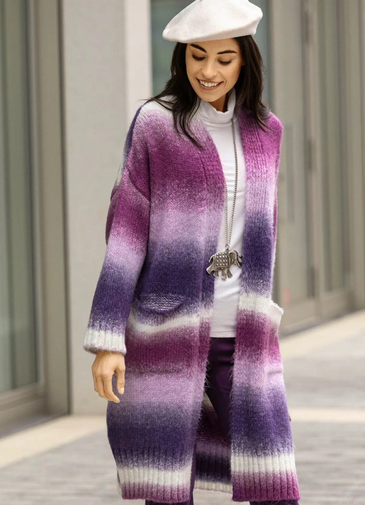 Hot BADER Strickmantel aus flauschigem Effektgarn LILA-BEERE-ECRU