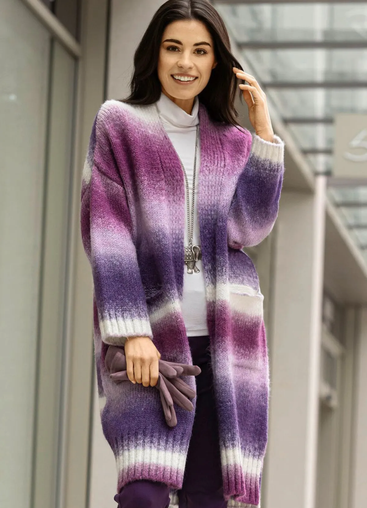 Hot BADER Strickmantel aus flauschigem Effektgarn LILA-BEERE-ECRU