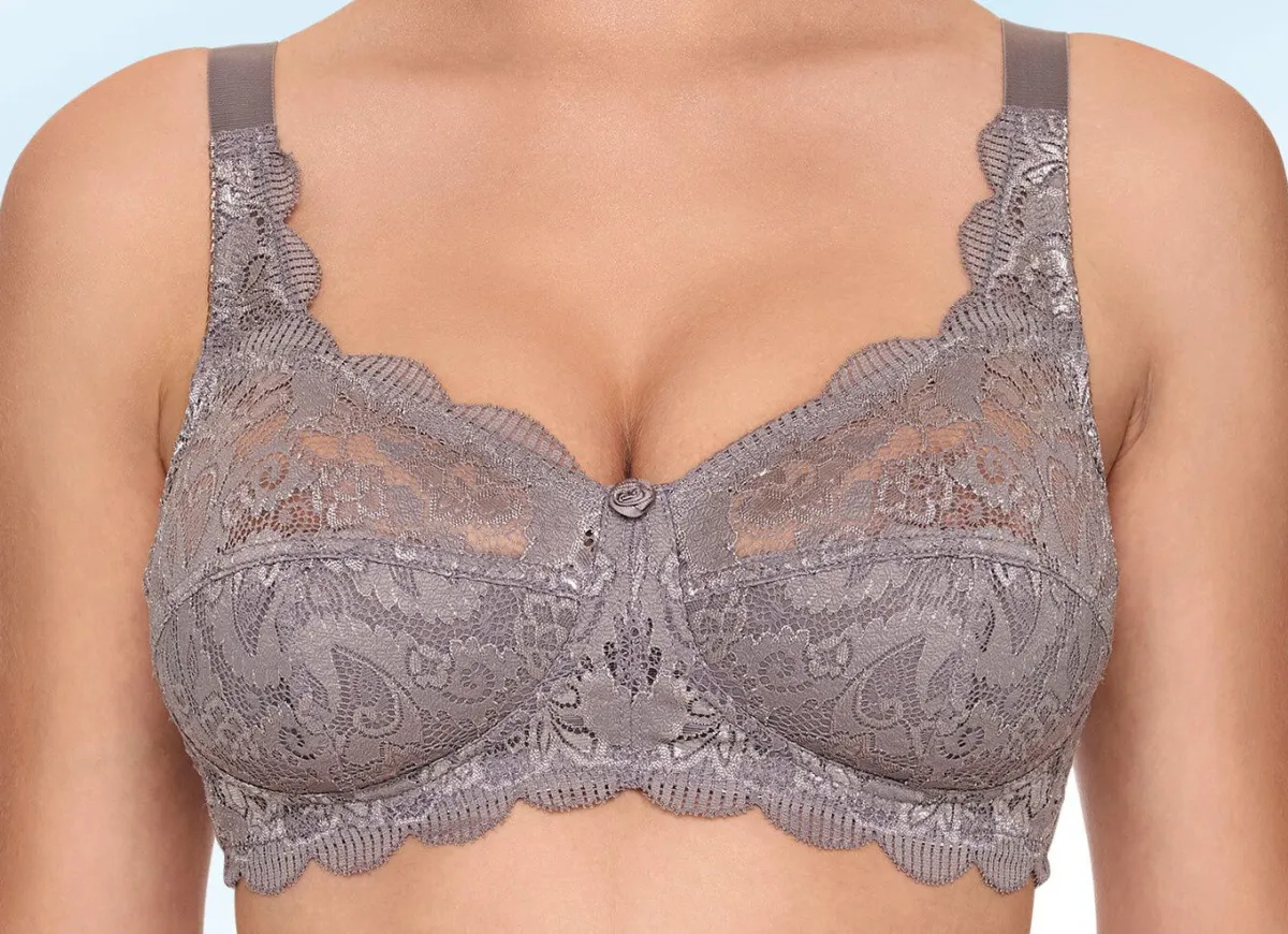 Clearance BADER Susa Zweierpack BH mit zarter Elastikspitze 1X TAUPE, 1X PUDER