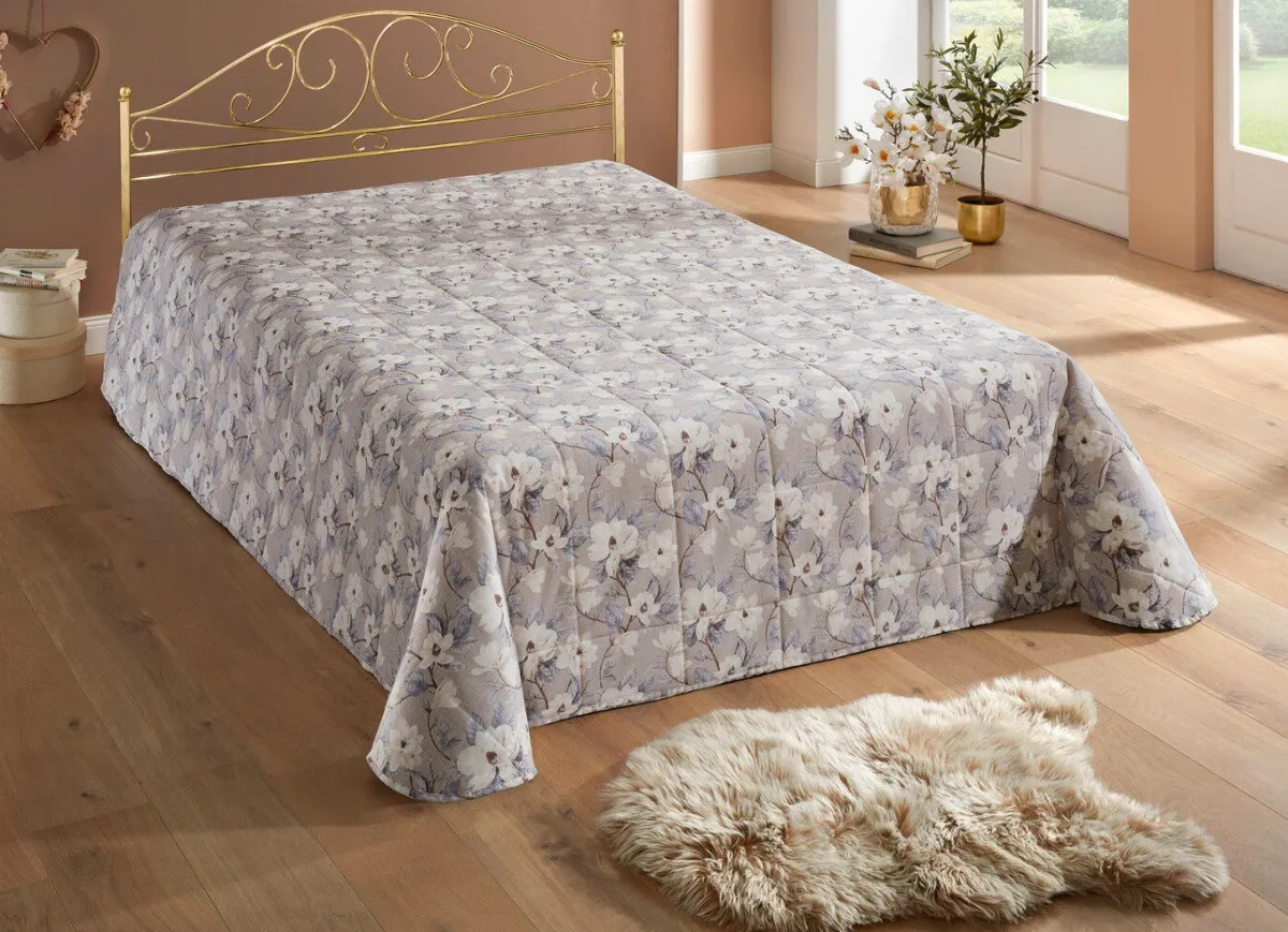 Sale BADER Tagesdecken mit Karosteppung und Kissenbezüge BEIGE