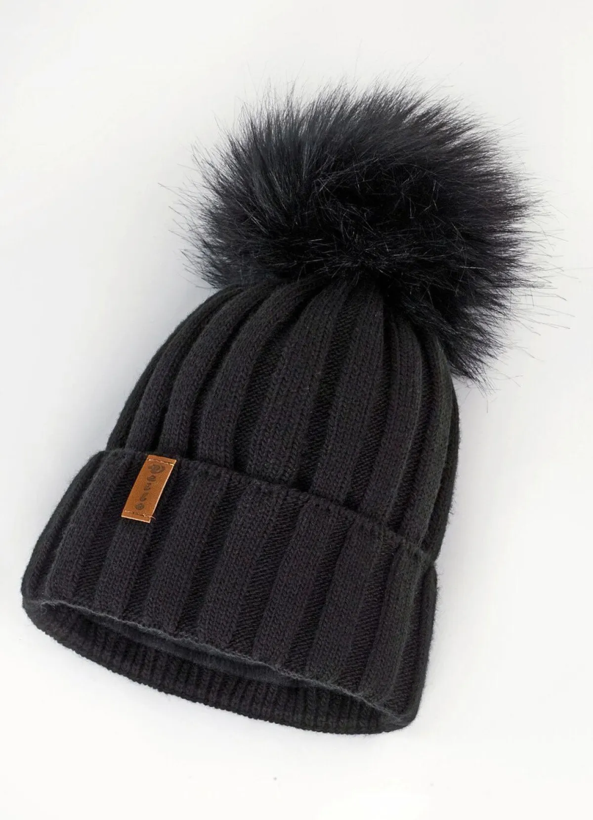 Clearance BADER Trendige Damen-Mütze mit breitem Umschlag und Kunstfell-Bommel SCHWARZ