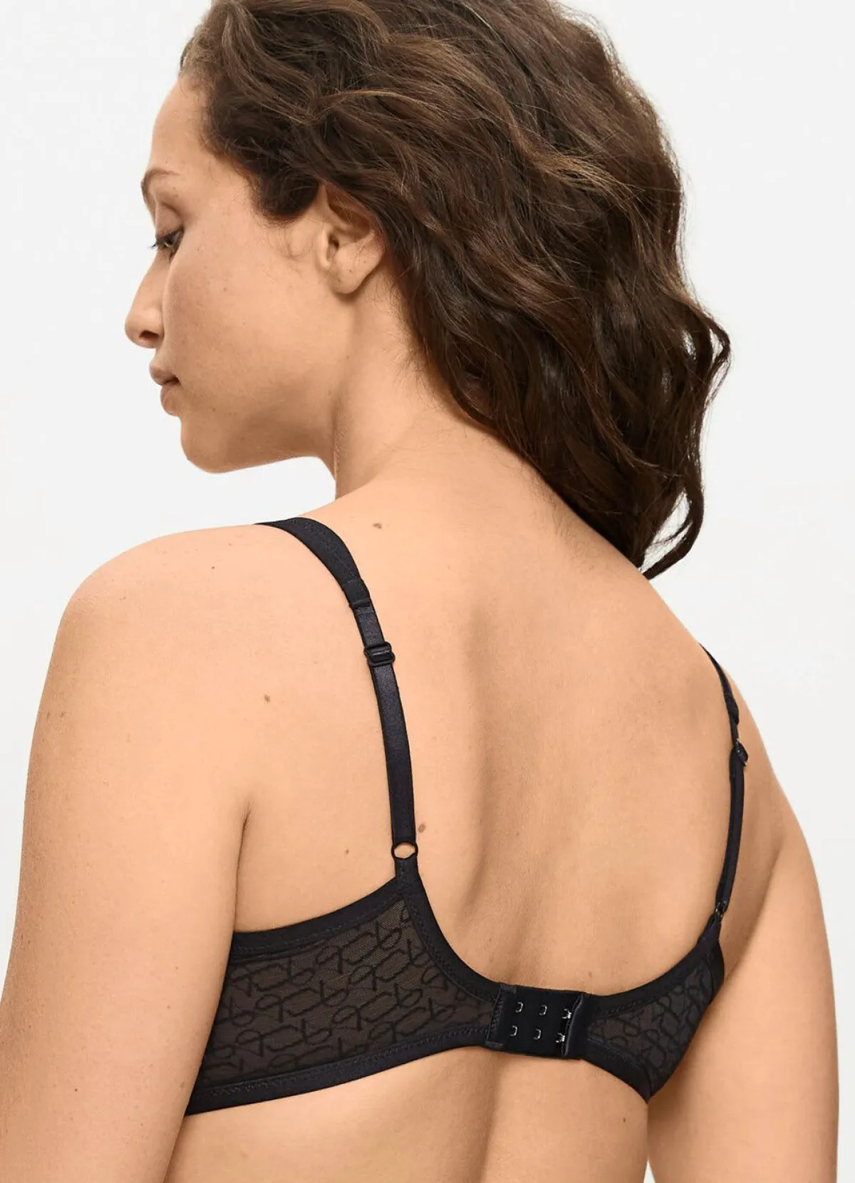 Sale BADER Triumph Signature Sheer-Minimizer-Bügel-BH mit vorgeformten Cups SCHWARZ