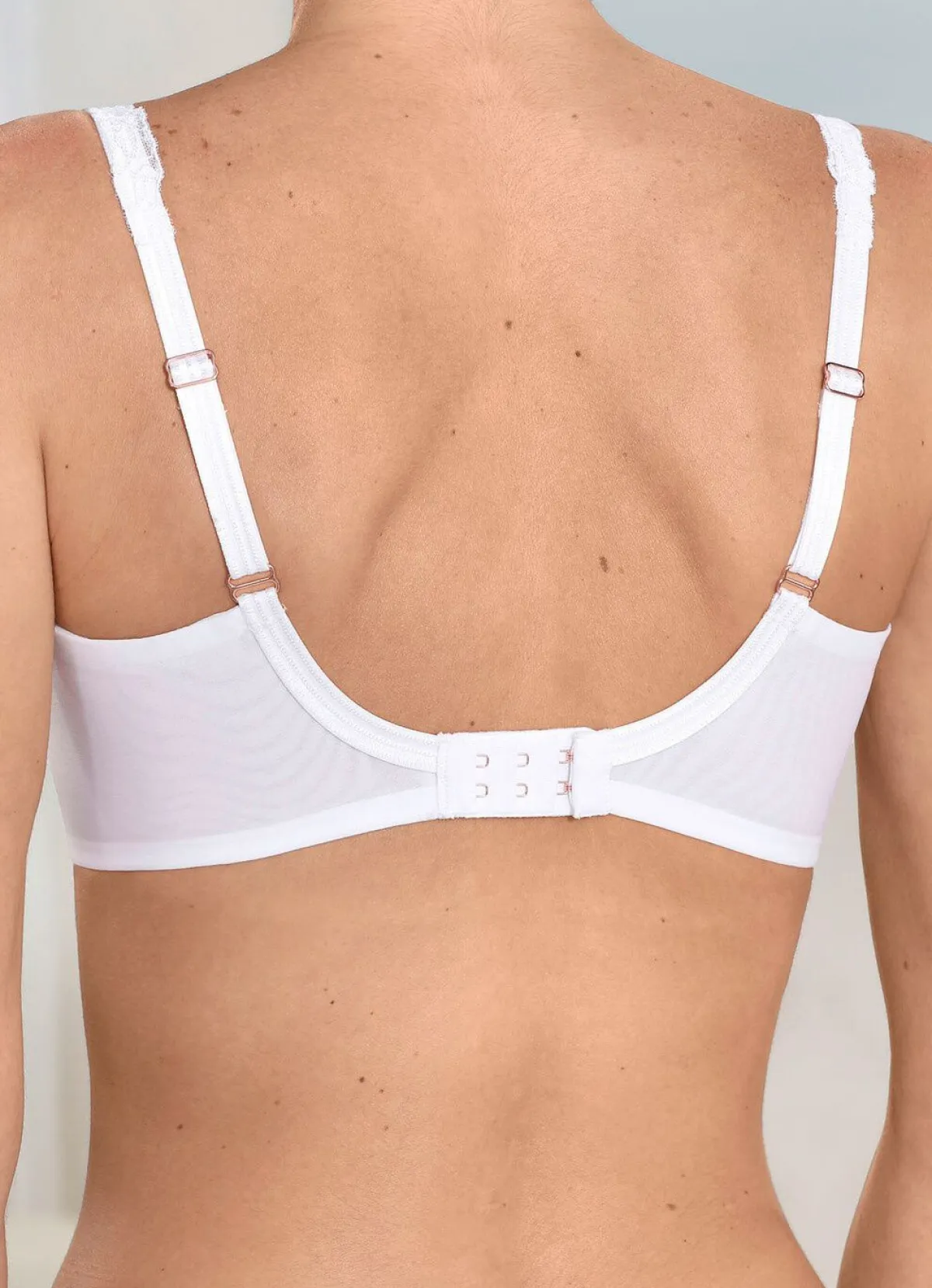 Best TRIUMPH Wild Azalea Florale Minimizer-Bügel-BH mit zarter Spitze WEISS