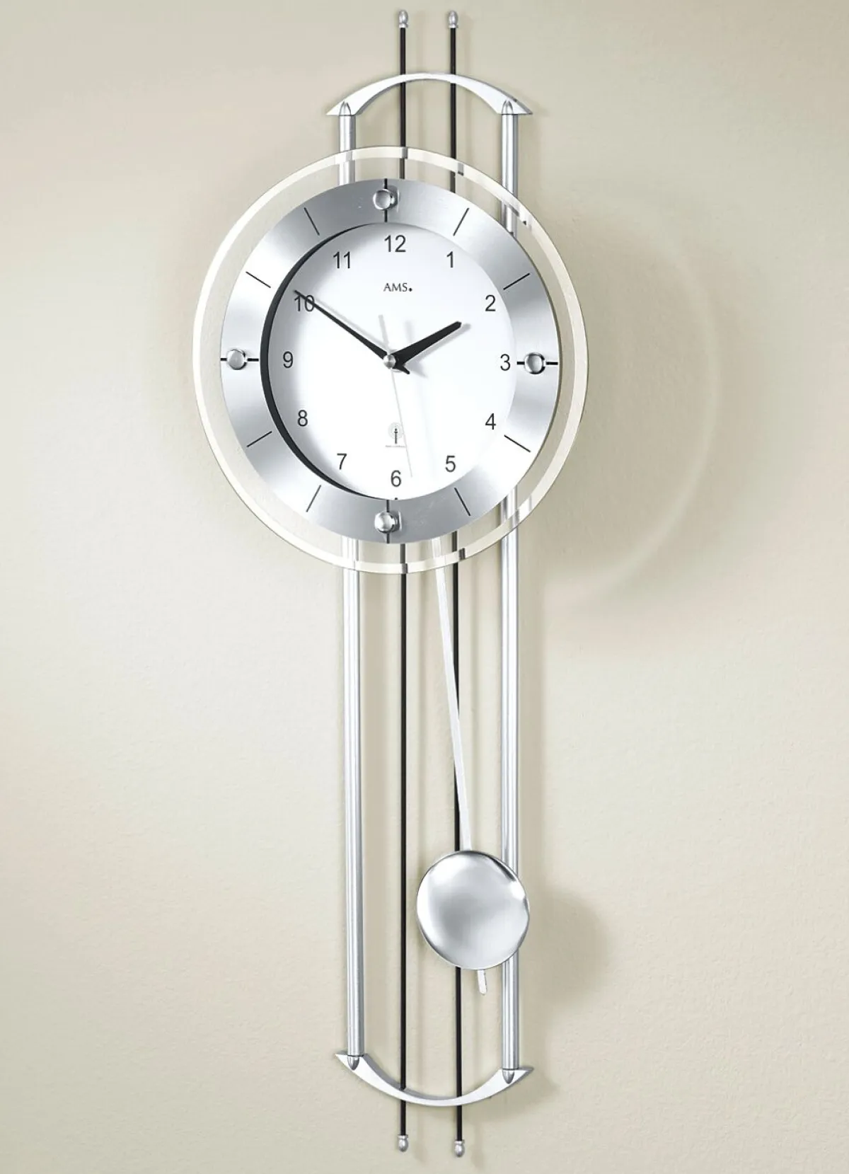 Hot BADER Wanduhr mit Funkuhrwerk und Metallpendel SILBER