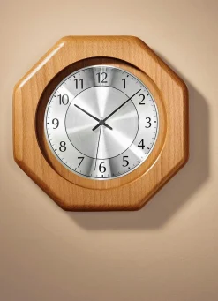 BADER Wanduhr mit Funkwerk KIRSCHBAUM