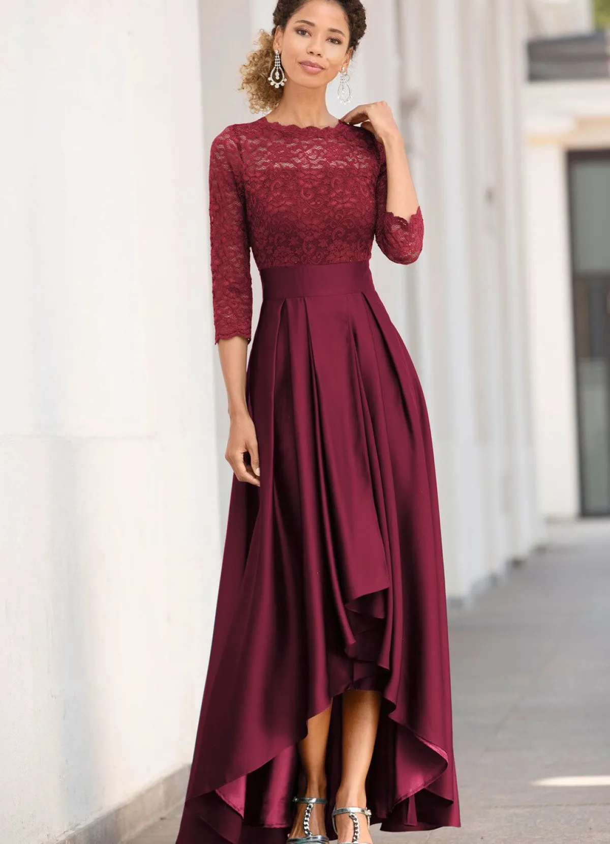Clearance BADER Wunderschönes Kleid mit Spitze BORDEAUX